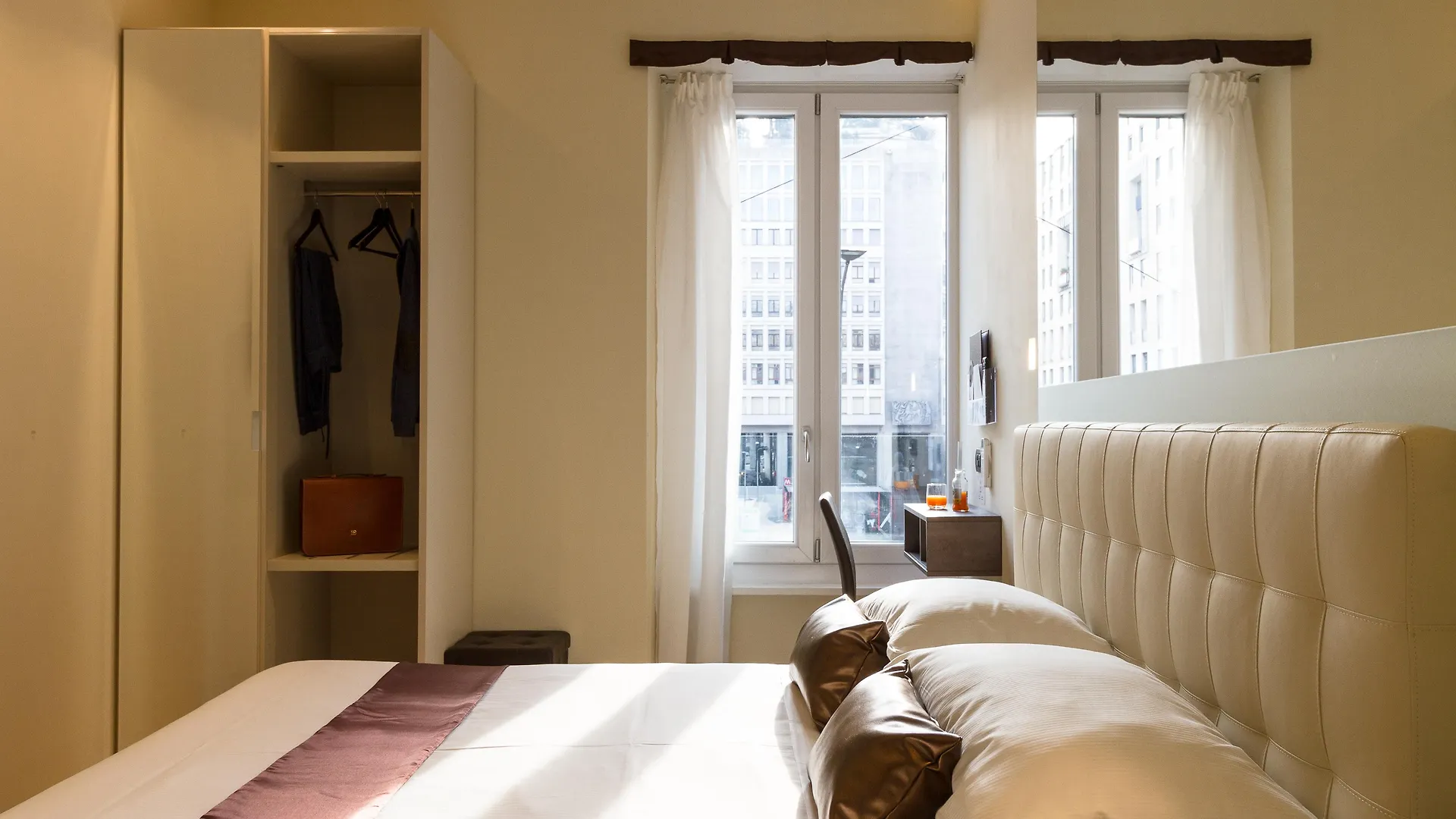 Aiello Rooms - San Babila Milan Guest house