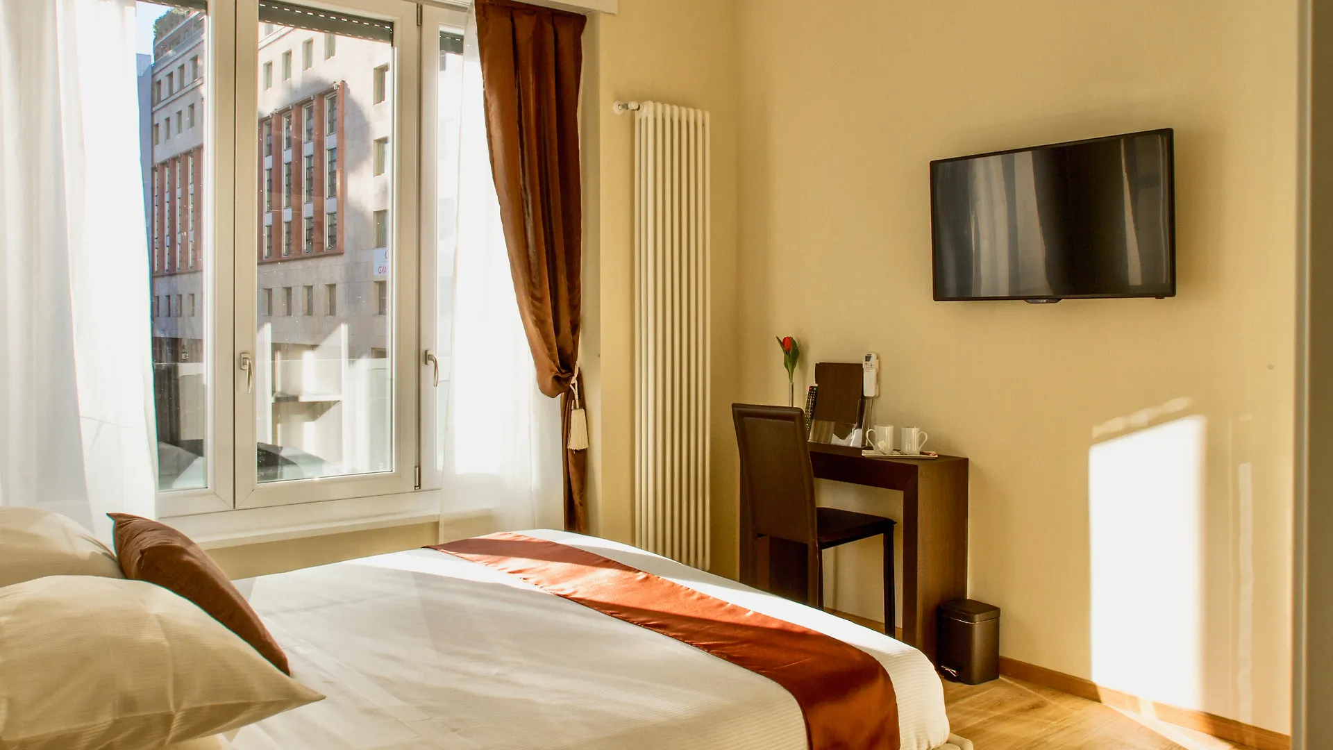 Πανσιόν Aiello Rooms - San Babila Μιλάνο