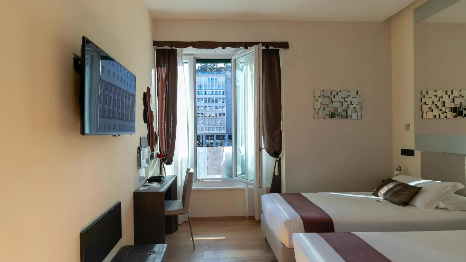** Guest house Aiello Rooms - San Babila Milan Italy