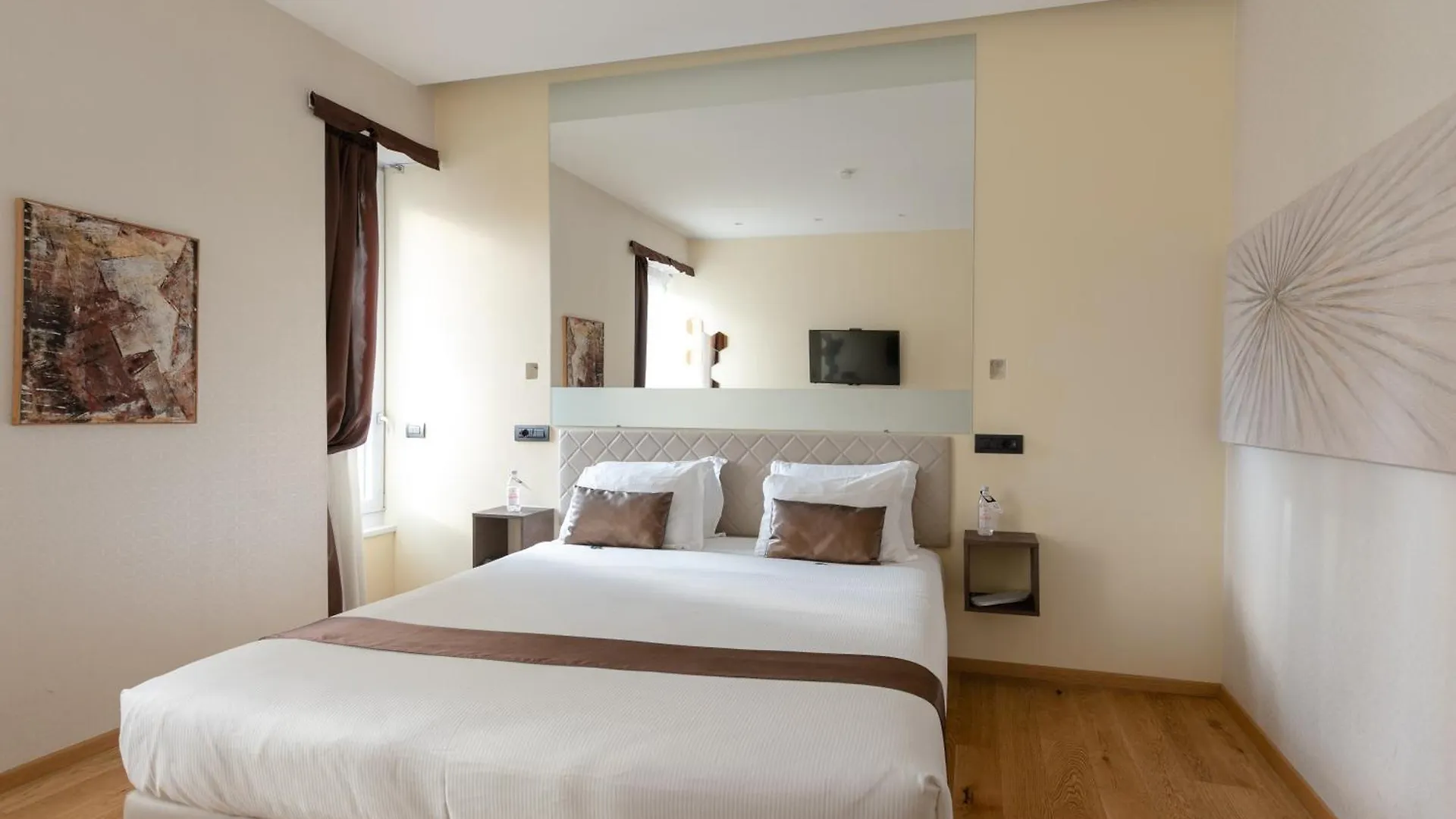 Aiello Rooms - San Babila Μιλάνο
