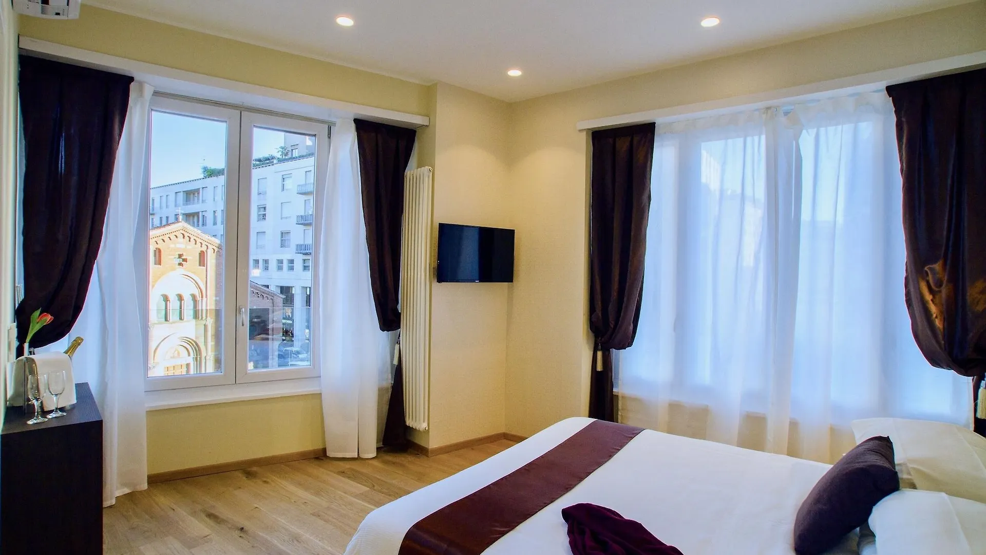 Aiello Rooms San Babila Milano